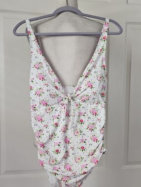 Betsey Johnson NWT Swimsuit/Sarong Skirt